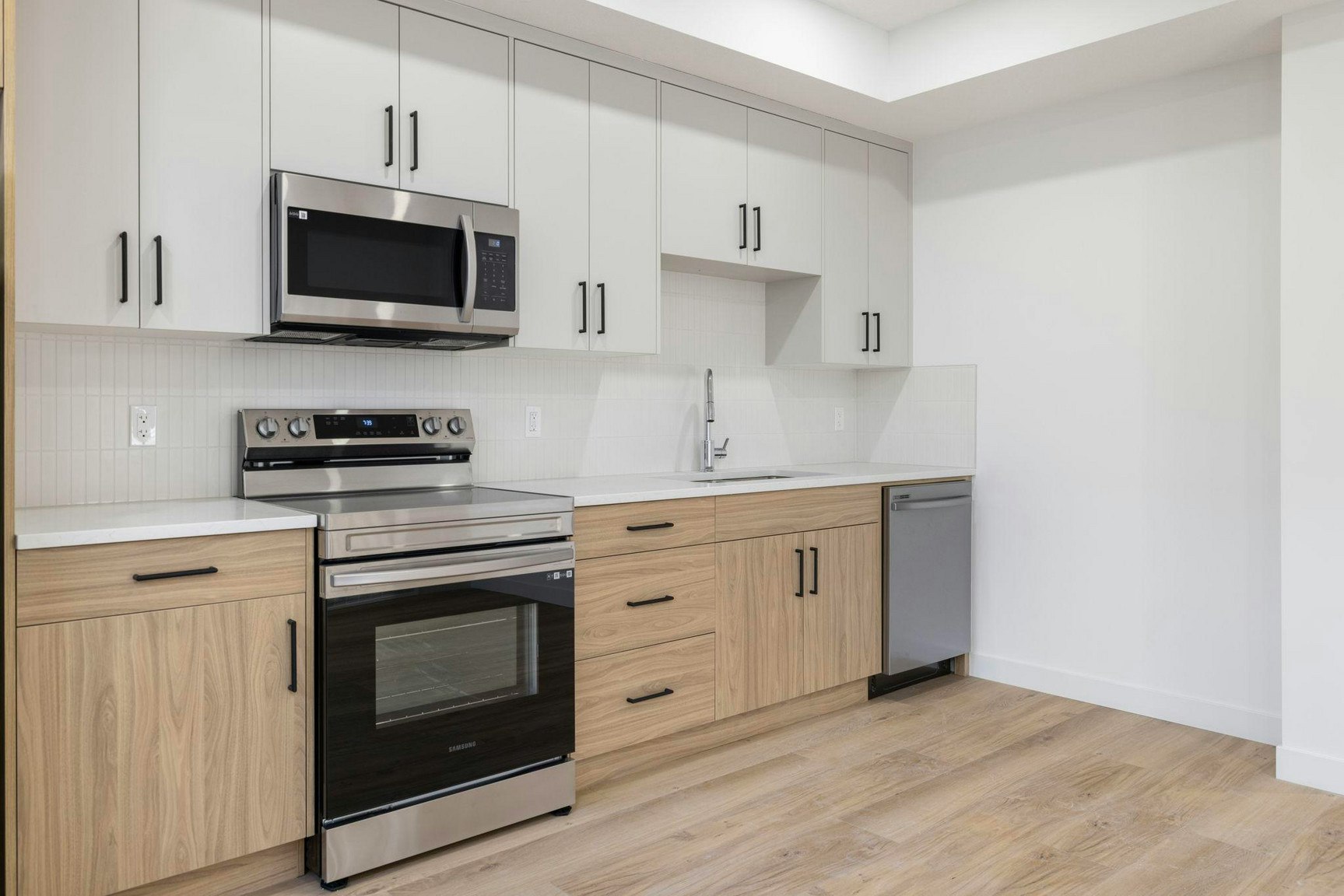 2917B-2203 28 Avenue SW, Calgary, AB, T2T 1K8 - 8