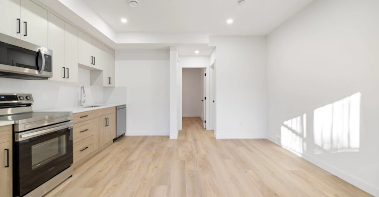 2917B-2203 28 Avenue SW, Calgary, AB, T2T 1K8 - 3
