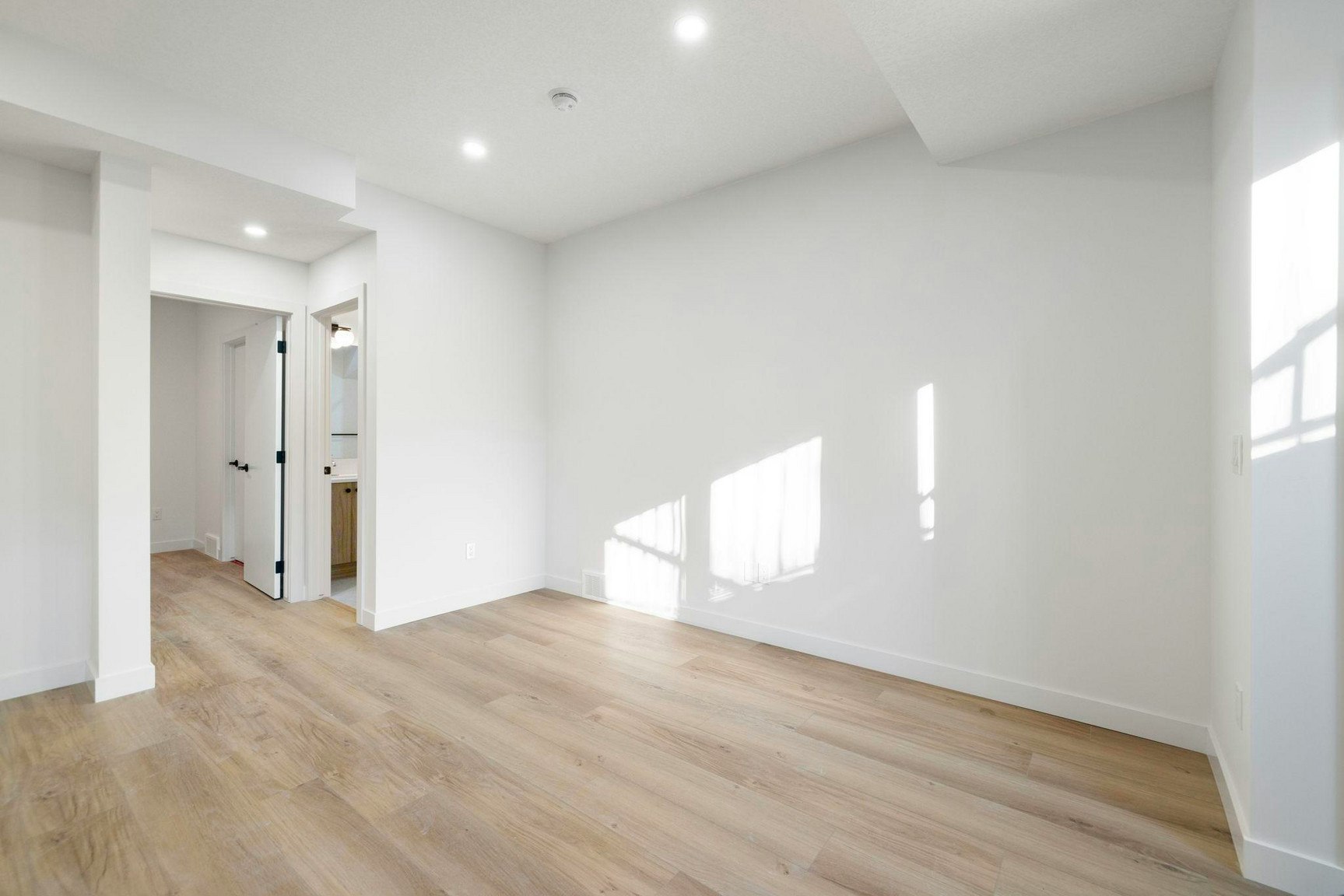2917B-2203 28 Avenue SW, Calgary, AB, T2T 1K8 - 5