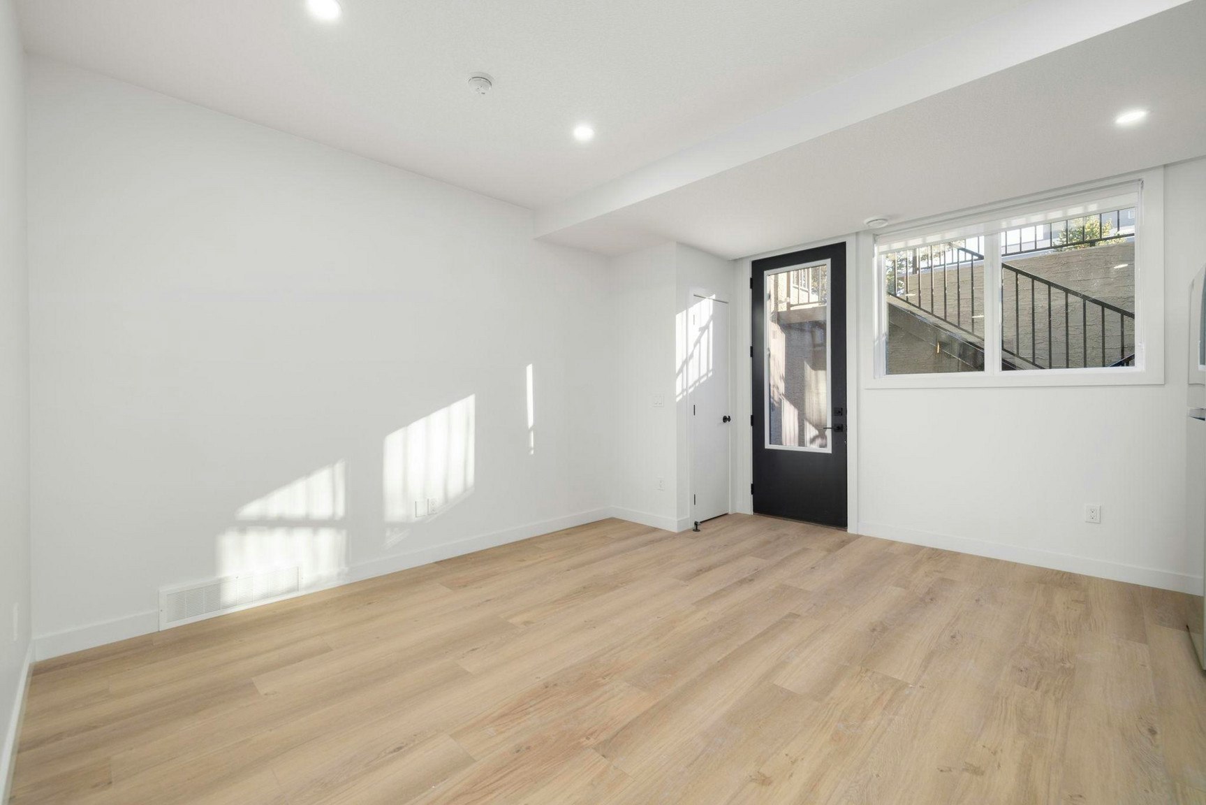 2917B-2203 28 Avenue SW, Calgary, AB, T2T 1K8 - 6