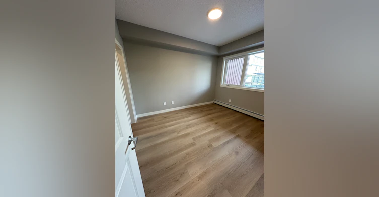 12804 140 Avenue Nw, Edmonton, AB, T6V 0M3 - 7