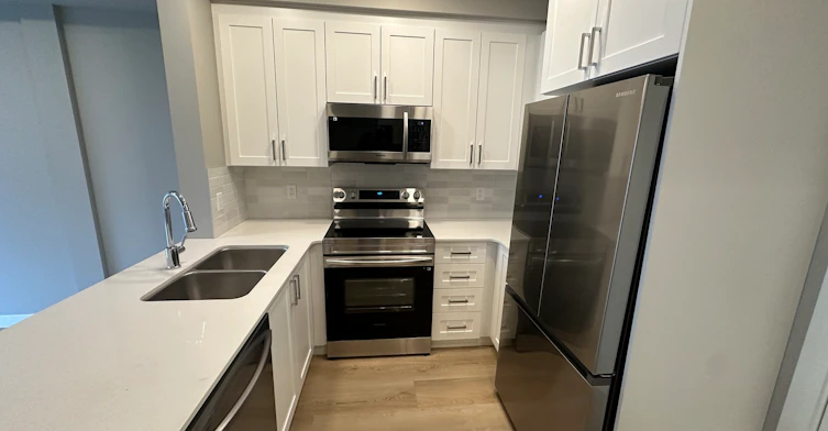 12804 140 Avenue Nw, Edmonton, AB, T6V 0M3 - 2