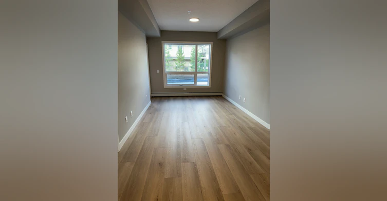 12804 140 Avenue Nw, Edmonton, AB, T6V 0M3 - 5