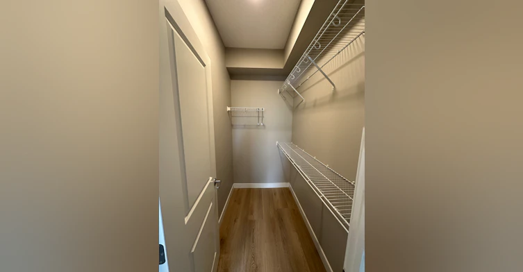 12804 140 Avenue Nw, Edmonton, AB, T6V 0M3 - 8