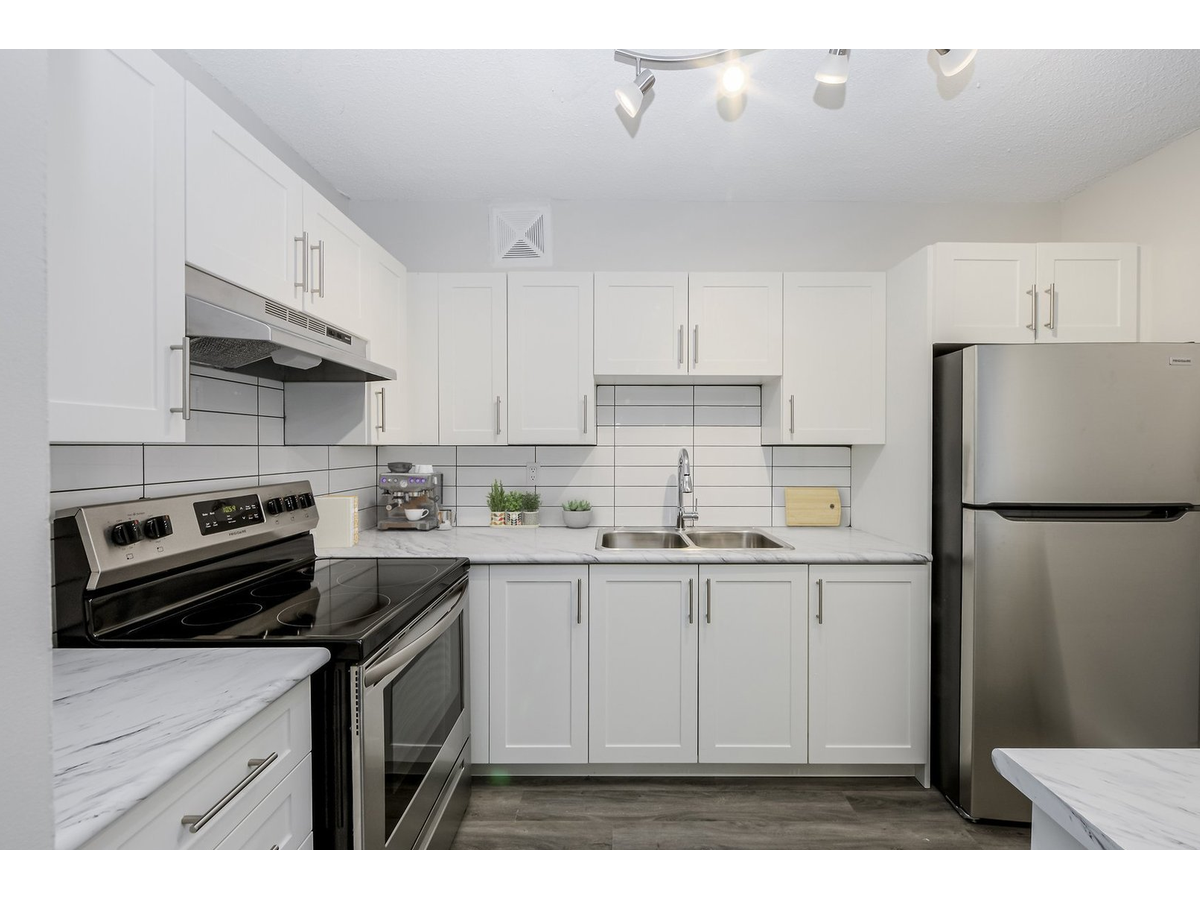0816-300 Antibes Drive, Toronto, ON, M2R 3N8 - 7
