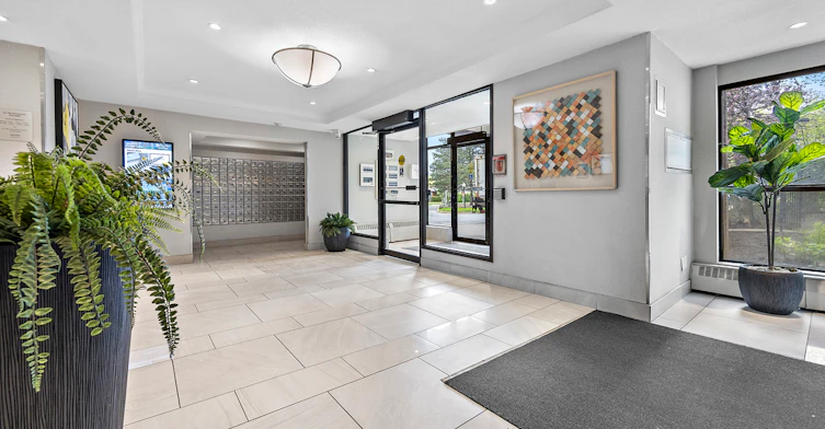 0917-300 Antibes Drive, Toronto, ON, M2R 3N8 - 18