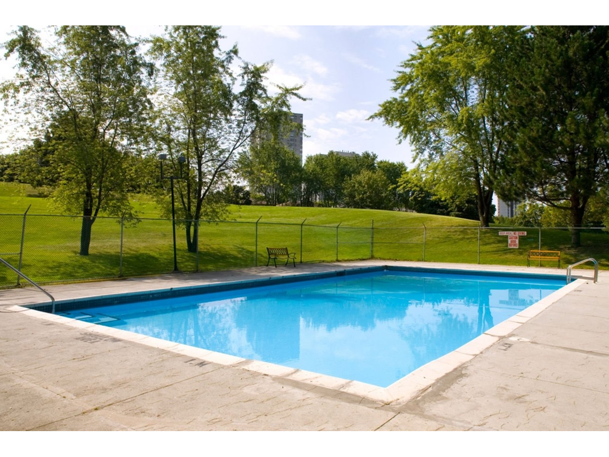 0917-300 Antibes Drive, Toronto, ON, M2R 3N8 - 4