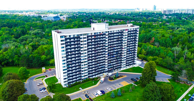 0401-120 Torresdale Avenue, Toronto, ON, M2R 3N7 - 2