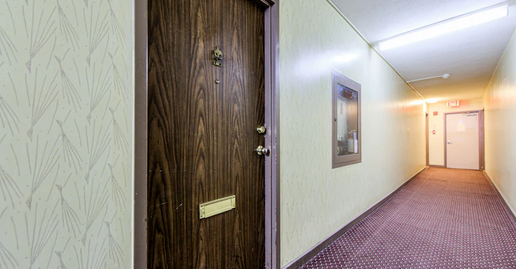5754 Yonge Street, Toronto, ON, M2M 3T6 - 20