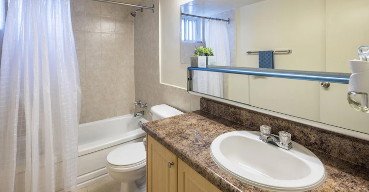 5754 Yonge Street, Toronto, ON, M2M 3T6 - 13