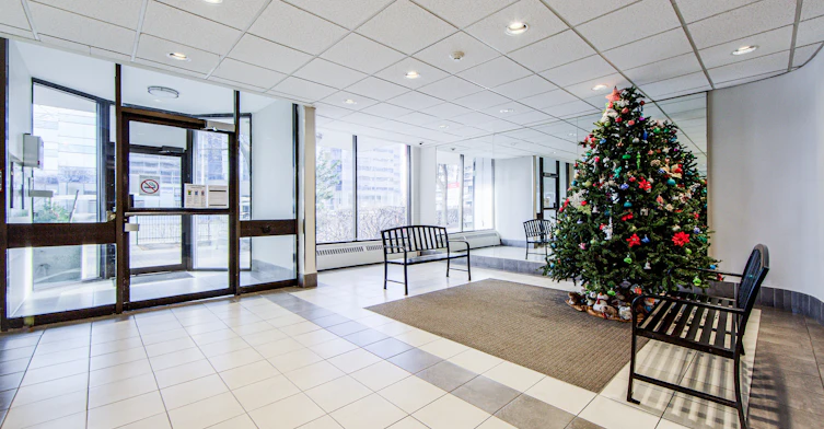 5754 Yonge Street, Toronto, ON, M2M 3T6 - 19
