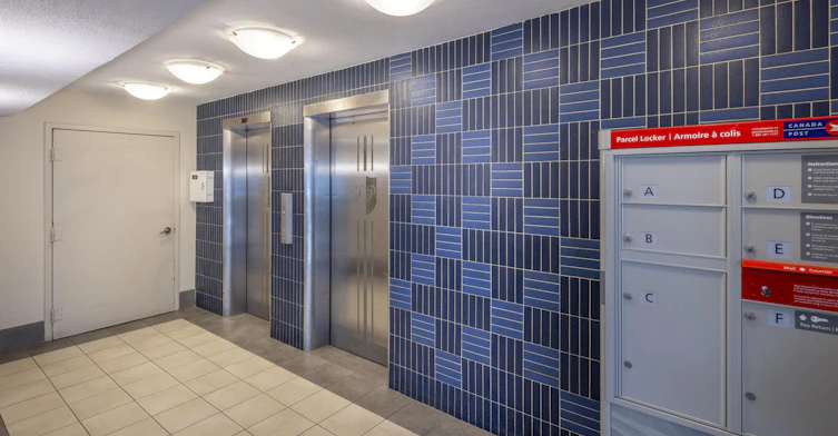 5754 Yonge Street, Toronto, ON, M2M 3T6 - 8