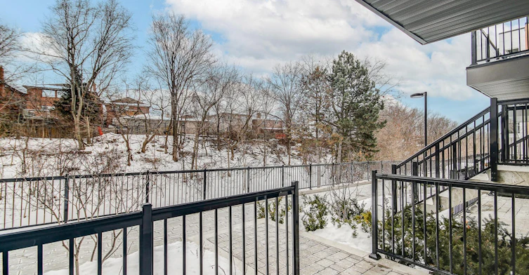 125 Canon Jackson Drive, Toronto, ON, M6M 3Z4 - 10