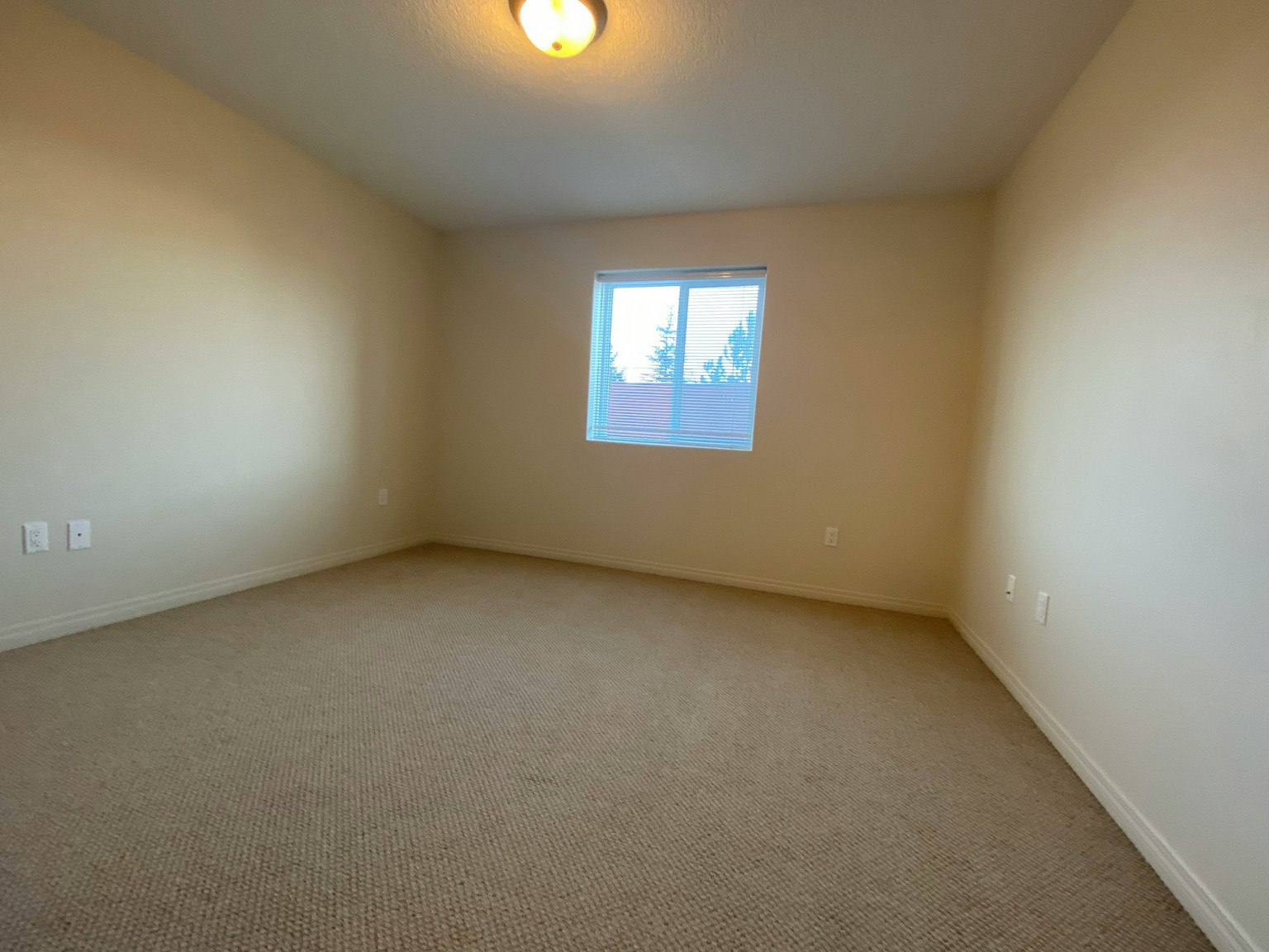 115-9810 96 Street, Grande Prairie, AB, T8V 7T9 - 7