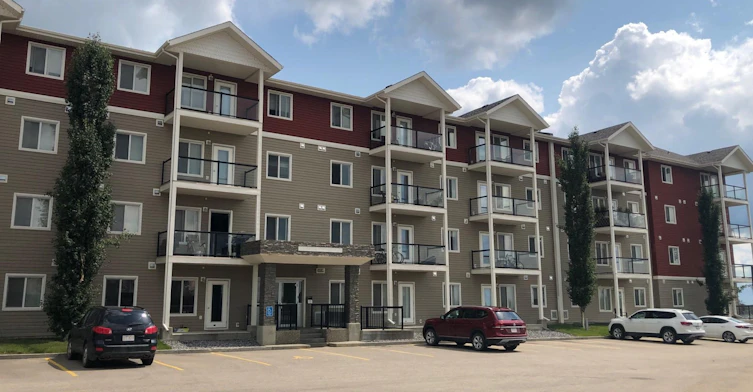 115-9810 96 Street, Grande Prairie, AB, T8V 7T9
