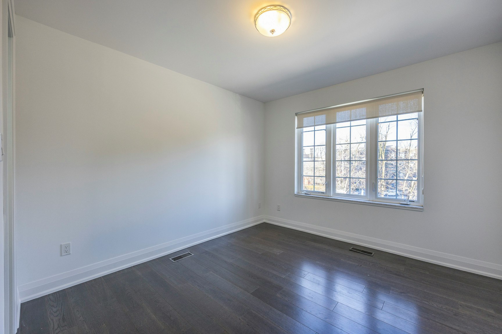 130 Raglan Avenue, Toronto, ON, M6C 0A7 - 10