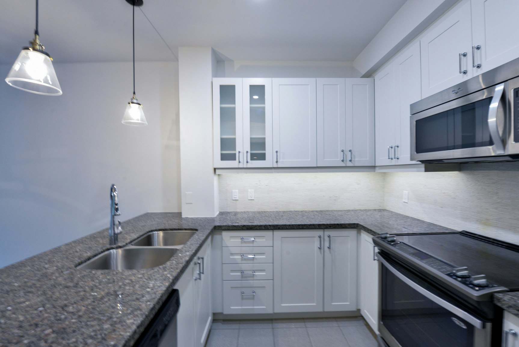 130 Raglan Avenue, Toronto, ON, M6C 0A7 - 5