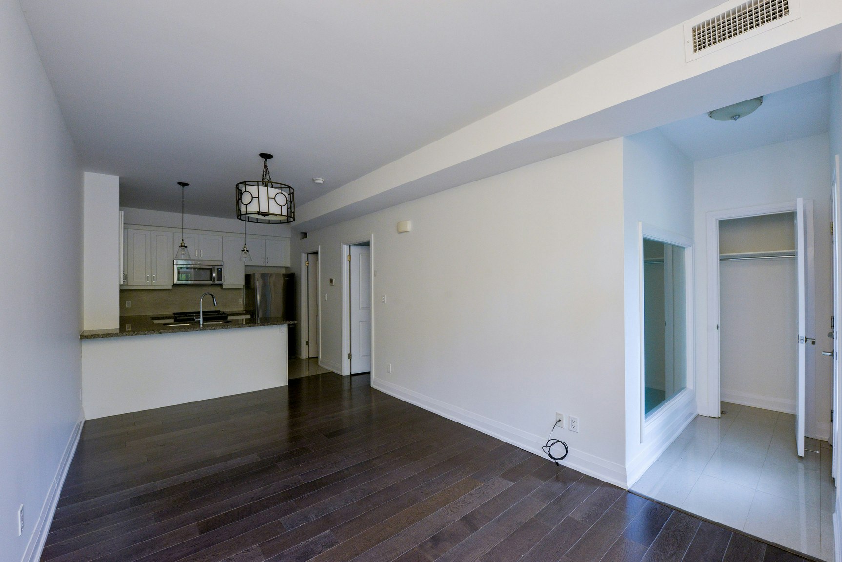 130 Raglan Avenue, Toronto, ON, M6C 0A7 - 15