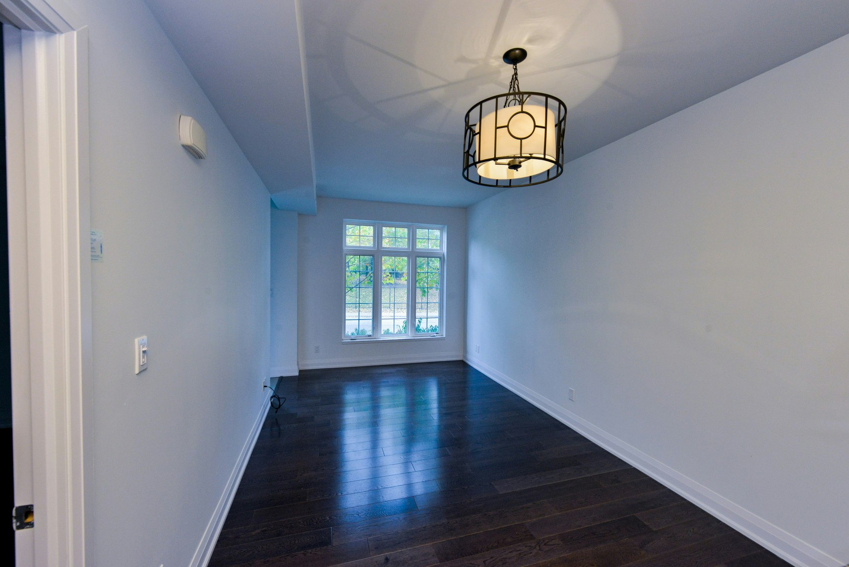 130 Raglan Avenue, Toronto, ON, M6C 0A7 - 9