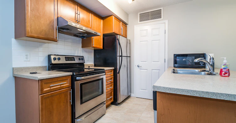 6925 199 Street Nw, Edmonton, AB, T5T 3X8 - 5