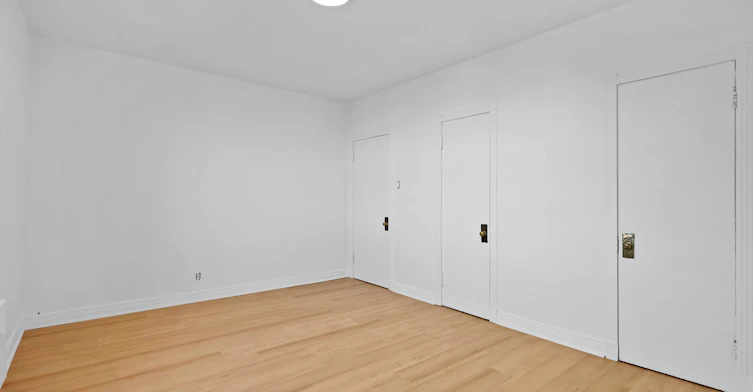 206-3777 Chem. De La Côte Des Neiges, Montréal, QC, H3H 1V8 - 3