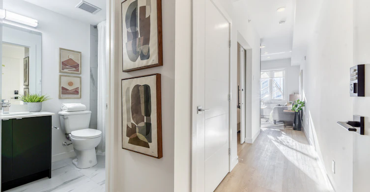 612-12 Edmonton Trail, Calgary, AB, T2E 8R5 - 12