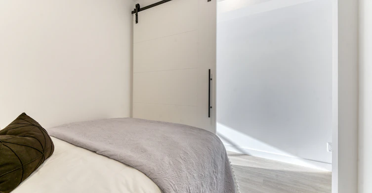 612-12 Edmonton Trail, Calgary, AB, T2E 8R5 - 9