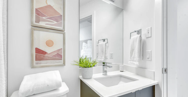 505-12 Edmonton Trail, Calgary, AB, T2E 8R5 - 13