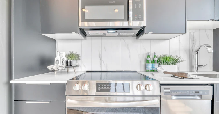505-12 Edmonton Trail, Calgary, AB, T2E 8R5 - 9