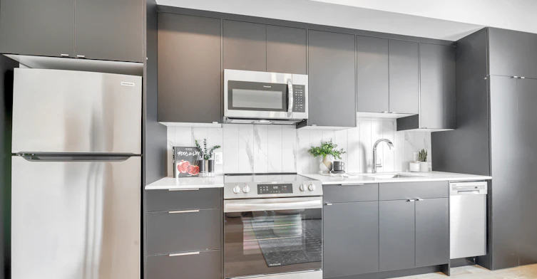 505-12 Edmonton Trail, Calgary, AB, T2E 8R5 - 23