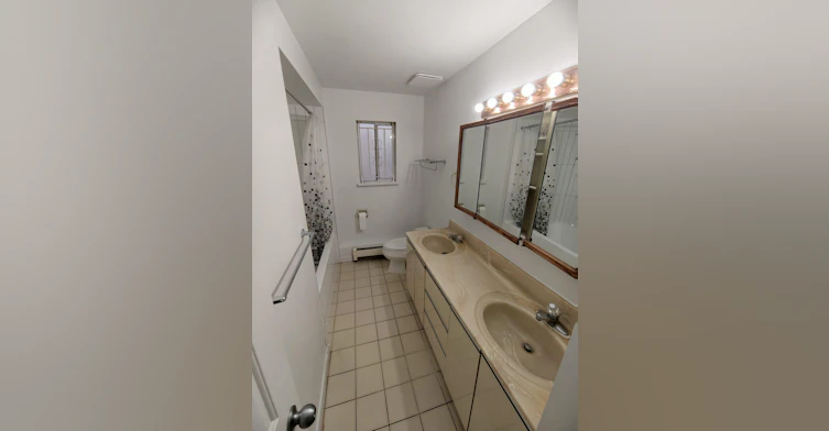 4688 Nanaimo Street, Vancouver, BC, V5N 5J7 - 7