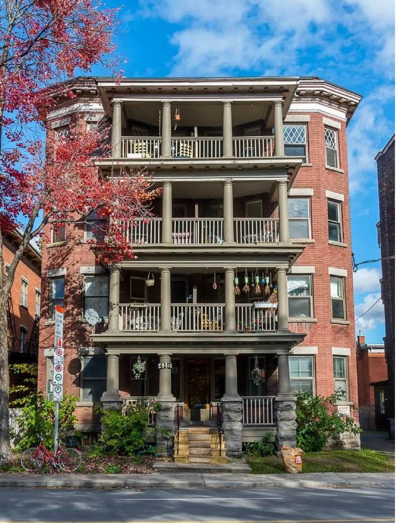 2-415 Elgin Street, Ottawa, ON, K2P 1N4