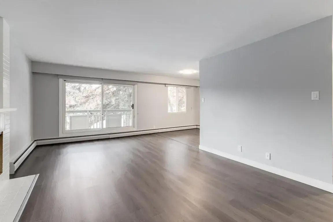 2-2009-2105 90 Avenue SW, Calgary, AB, T2V 0X5 - 5