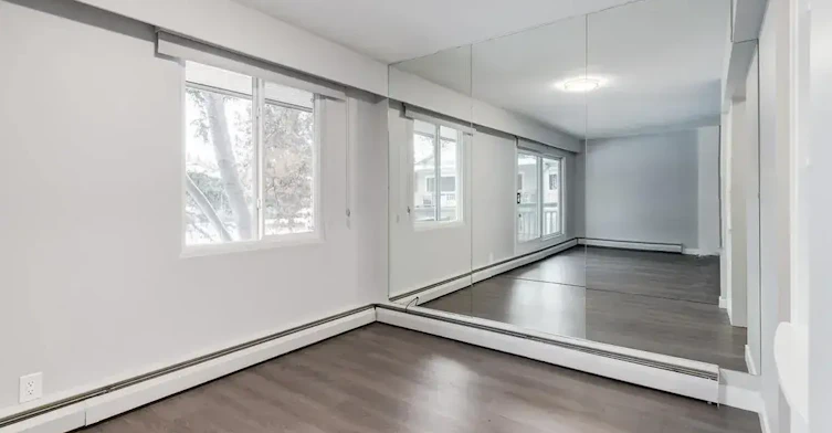 2-2009-2105 90 Avenue SW, Calgary, AB, T2V 0X5 - 9