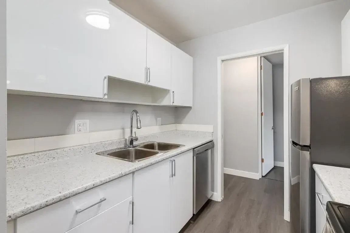 6-9213-2105 90 Avenue SW, Calgary, AB, T2V 0X5 - 13