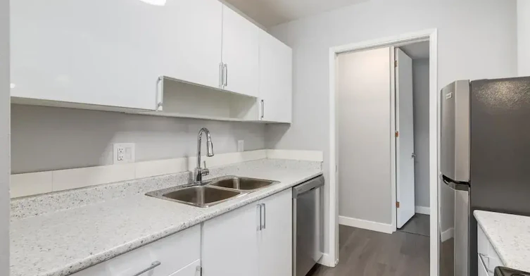 5-2025-2105 90 Avenue SW, Calgary, AB, T2V 0X5 - 13