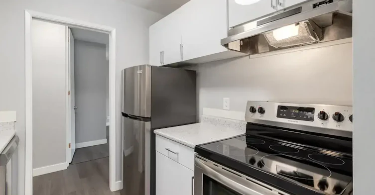 5-2025-2105 90 Avenue SW, Calgary, AB, T2V 0X5