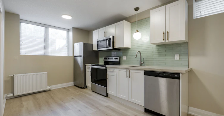 101 Margaret Avenue, Kitchener, ON, N2H 4H5 - 3