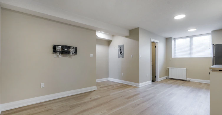 101 Margaret Avenue, Kitchener, ON, N2H 4H5 - 4
