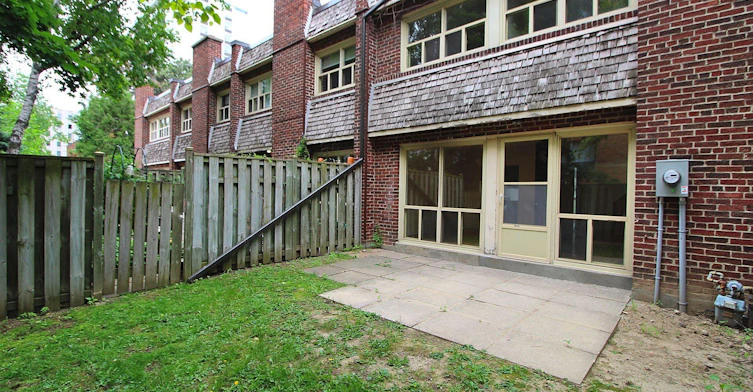 FEED-207 Davisville Avenue, Toronto, ON, M4S 1G8 - 24