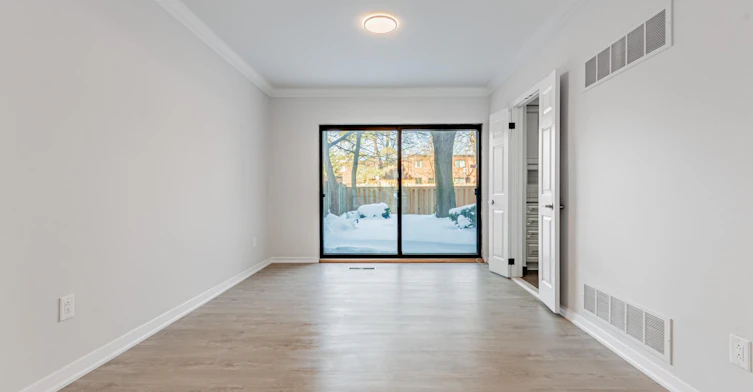 FEED-207 Davisville Avenue, Toronto, ON, M4S 1G8 - 5