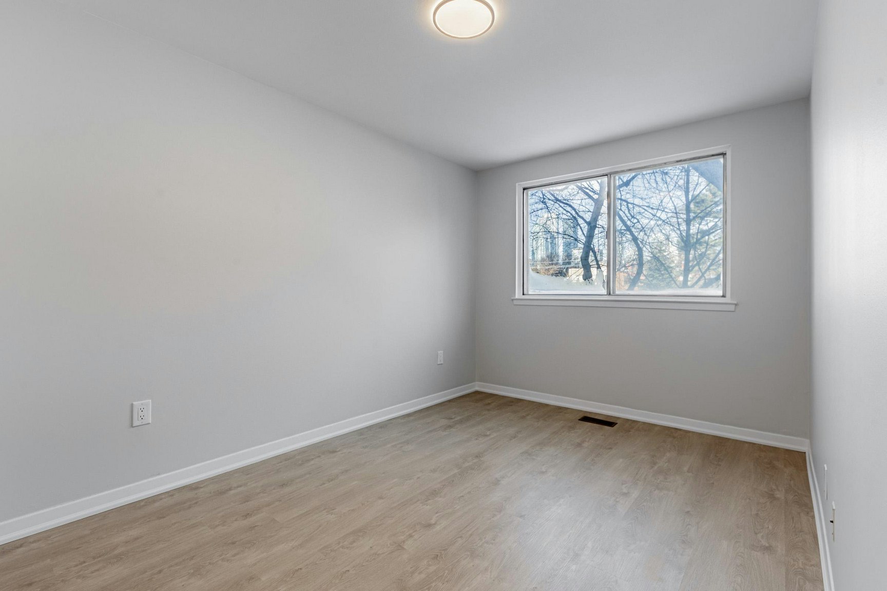 FEED-207 Davisville Avenue, Toronto, ON, M4S 1G8 - 18