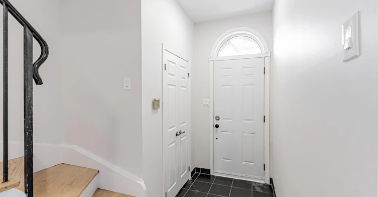 FEED-207 Davisville Avenue, Toronto, ON, M4S 1G8 - 22