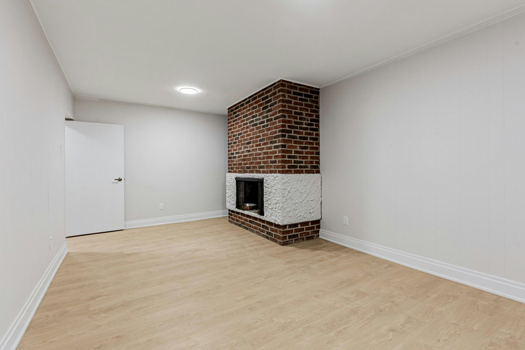 FEED-207 Davisville Avenue, Toronto, ON, M4S 1G8 - 13