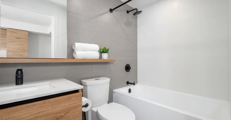 1408-10448 University Drive, Surrey, BC, V3T 0S7 - 22