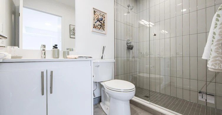 3030 Pharmacy Avenue, Toronto, ON, M1W 2N7 - 7