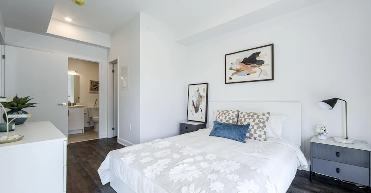 3030 Pharmacy Avenue, Toronto, ON, M1W 2N7 - 5