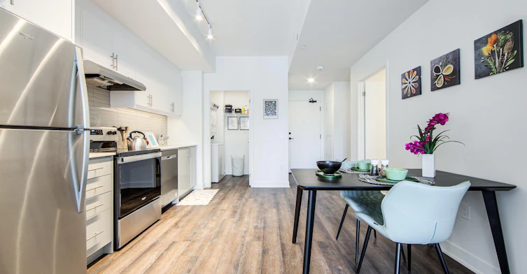 3030 Pharmacy Avenue, Toronto, ON, M1W 2N7 - 13