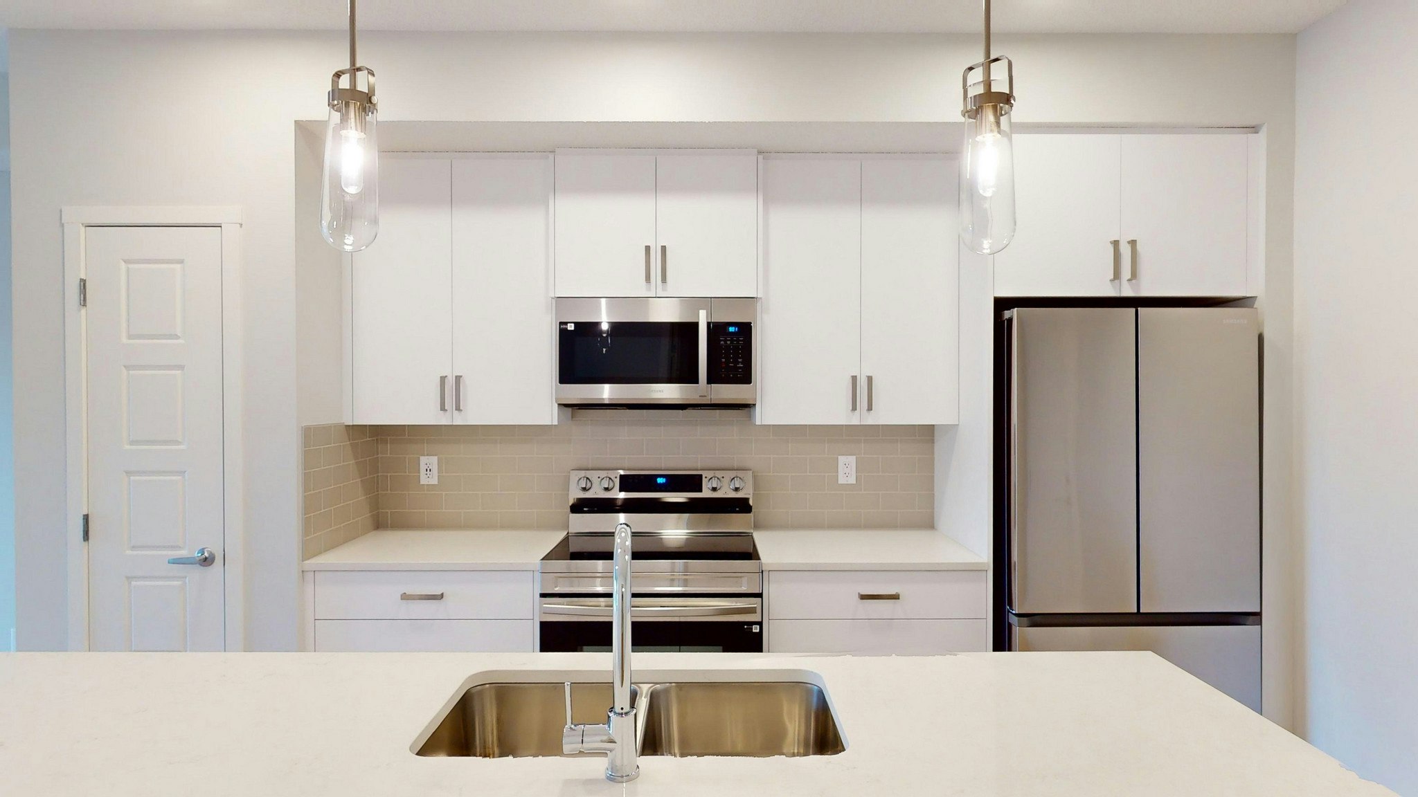 550 Belmont Street Southwest, Calgary, AB, T2X 5Y9 - 4