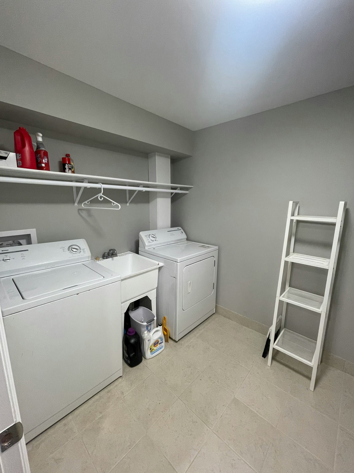 1-66 Coolspring Crescent, Ottawa, ON, K2E 7M8 - 50